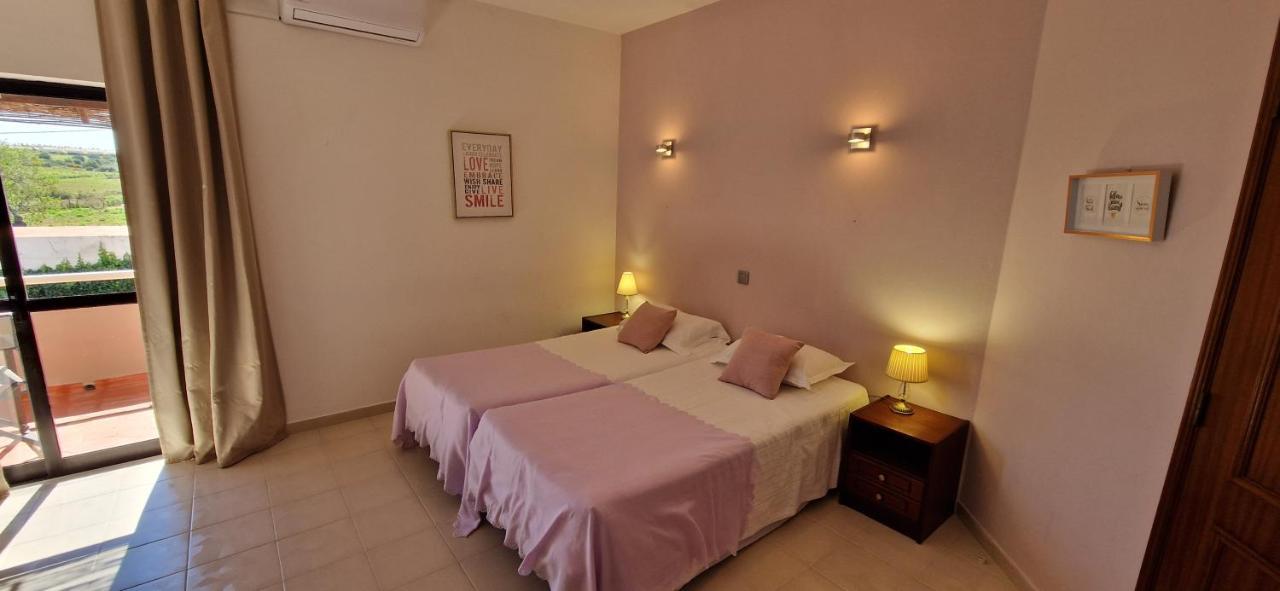 Hotel Casa Rosa Montes à Luz Extérieur photo